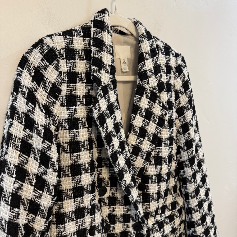 H&M checkered black & white tweed blazer - Picture 4 of 7